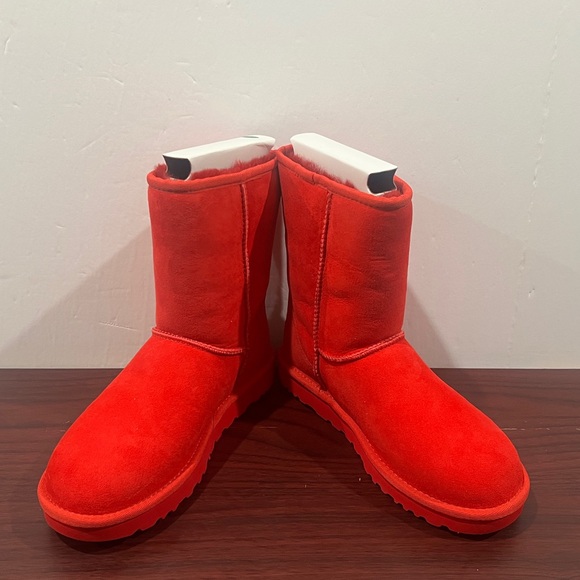 Ugg, Classic Short 2, 1016223, Samba Red - Picture 6 of 11